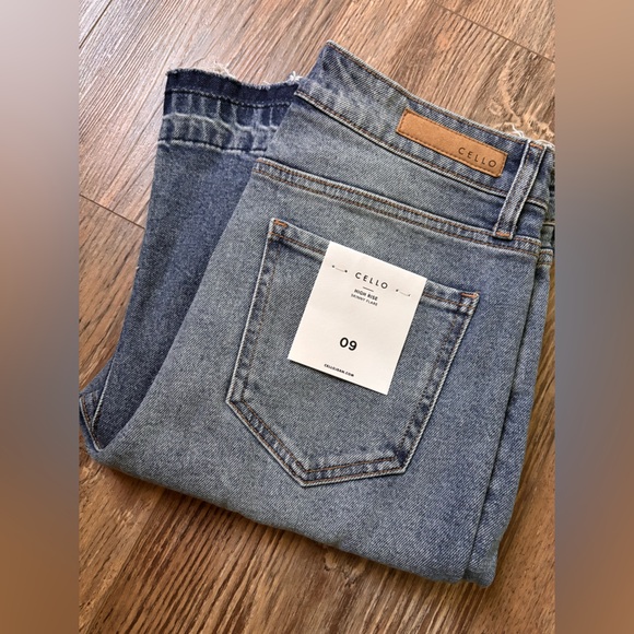 Cello Distressed Skinny Flare Jeans ❤️ - Picture 2 of 10